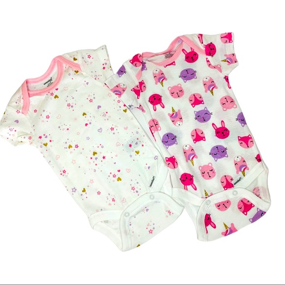 Onesies Brand Other - NWOT Onesies Brand Stars & Animal Print 0-3M